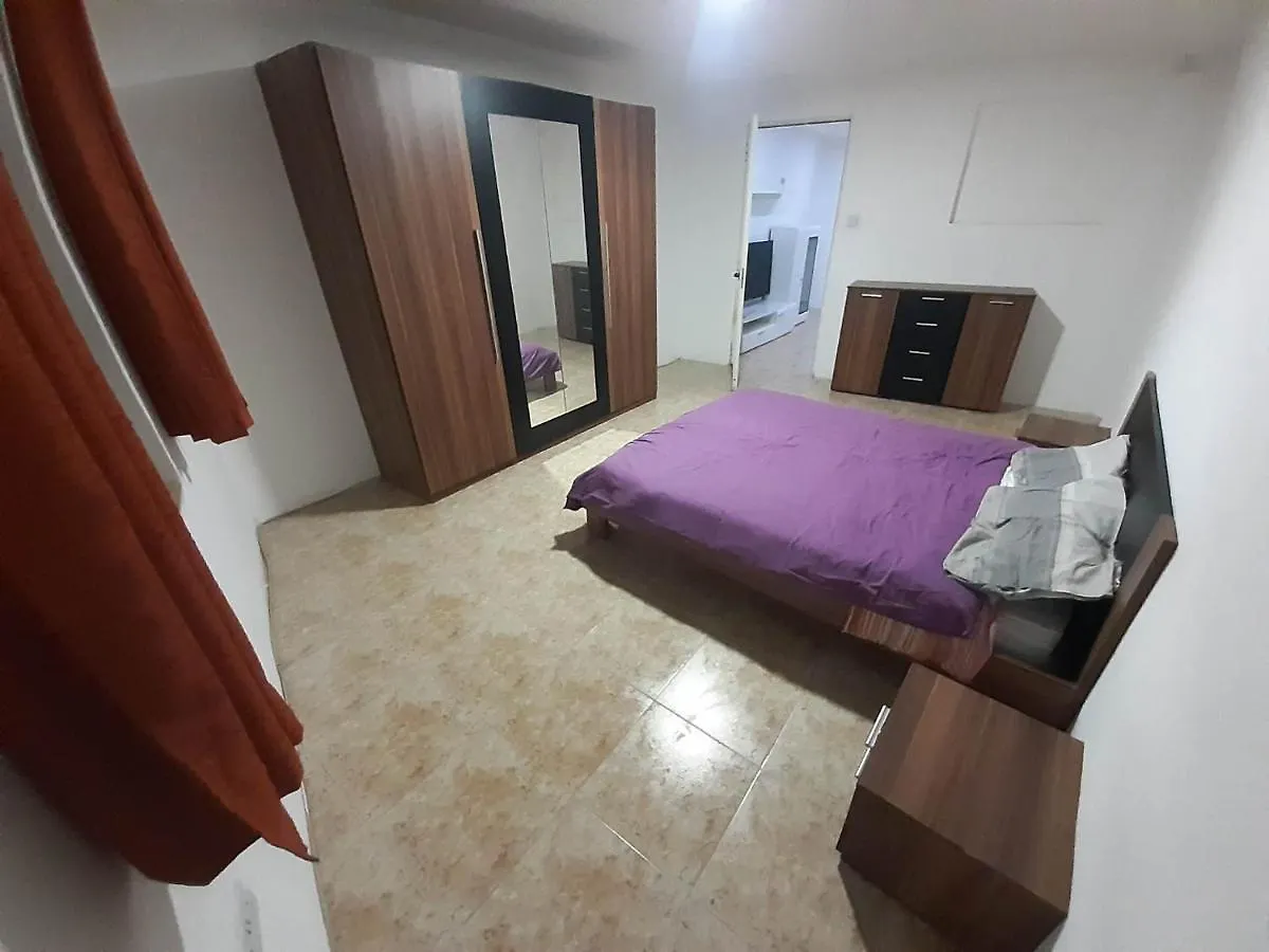 Lollies Place Apartment San Gwann Malta